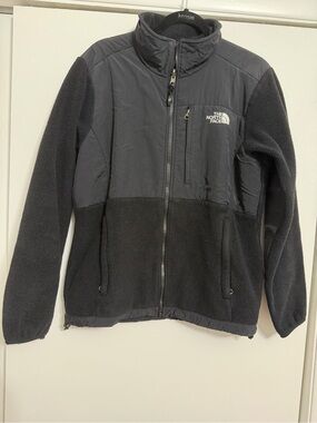 The North Face Women’s Black Full-Zip Fleece Jacket - Size L
